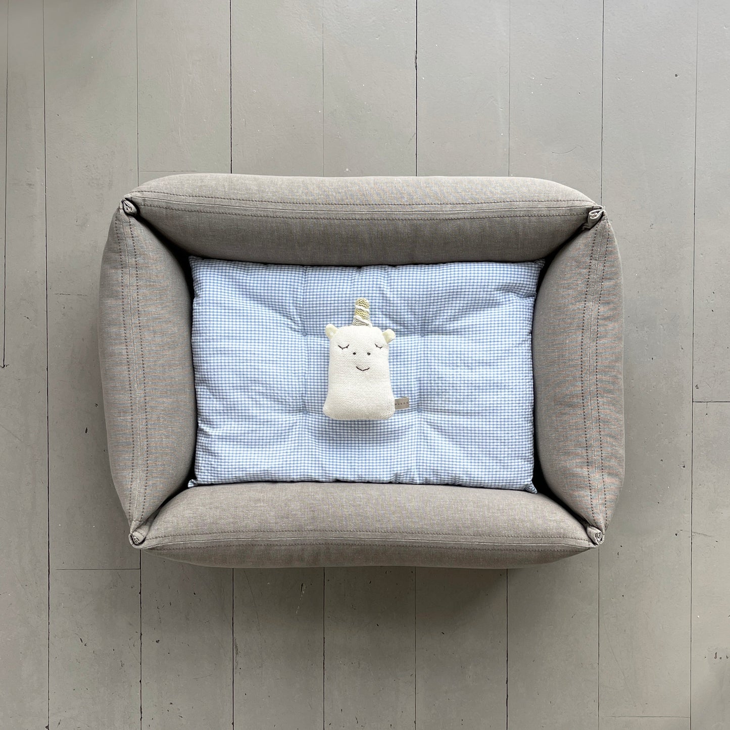 Classic Dog Bed