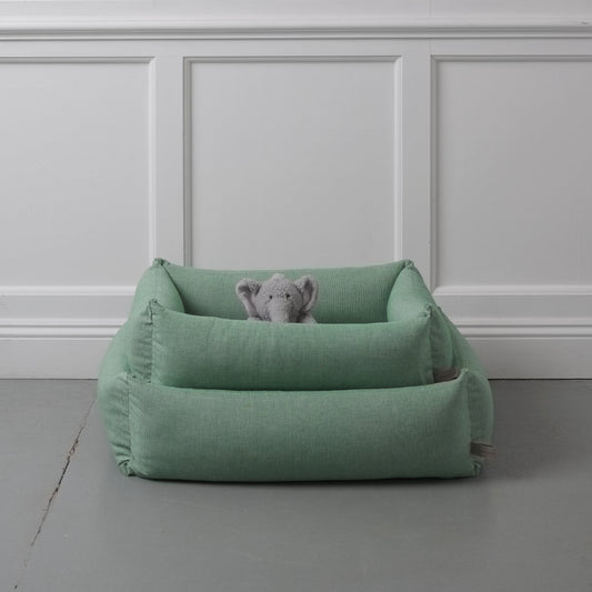 Lifestyle Image: Classic Bed Pinstripe Spearmint